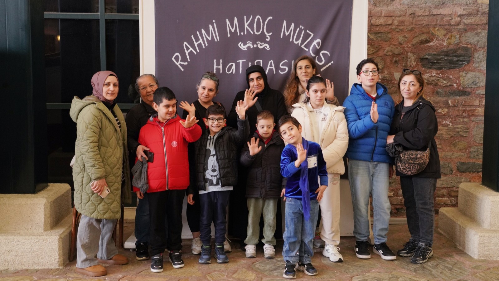 ŞİŞLİ’NİN ÖZEL ÇOCUKLARINDAN ANLAMLI MÜZE ZİYARETİ