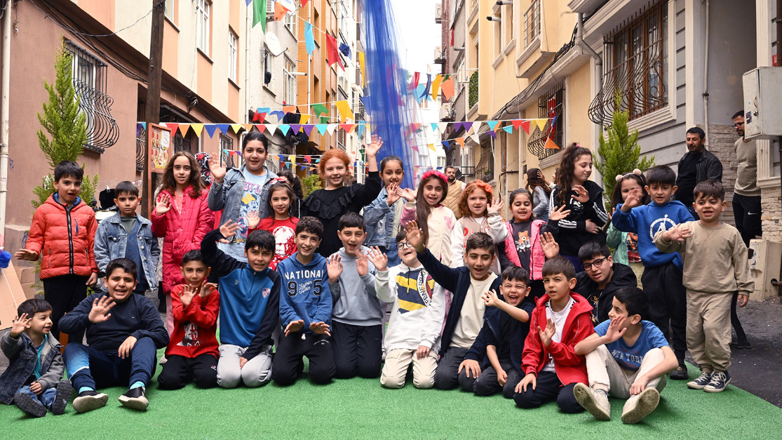 Şişli'de Sokaklar Şenlendi